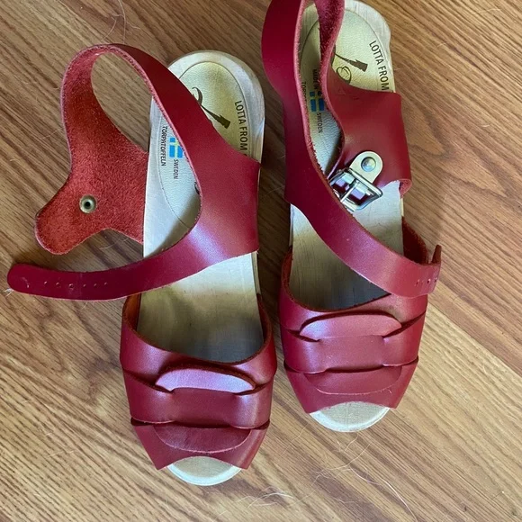 red wooden peep toe clogs!